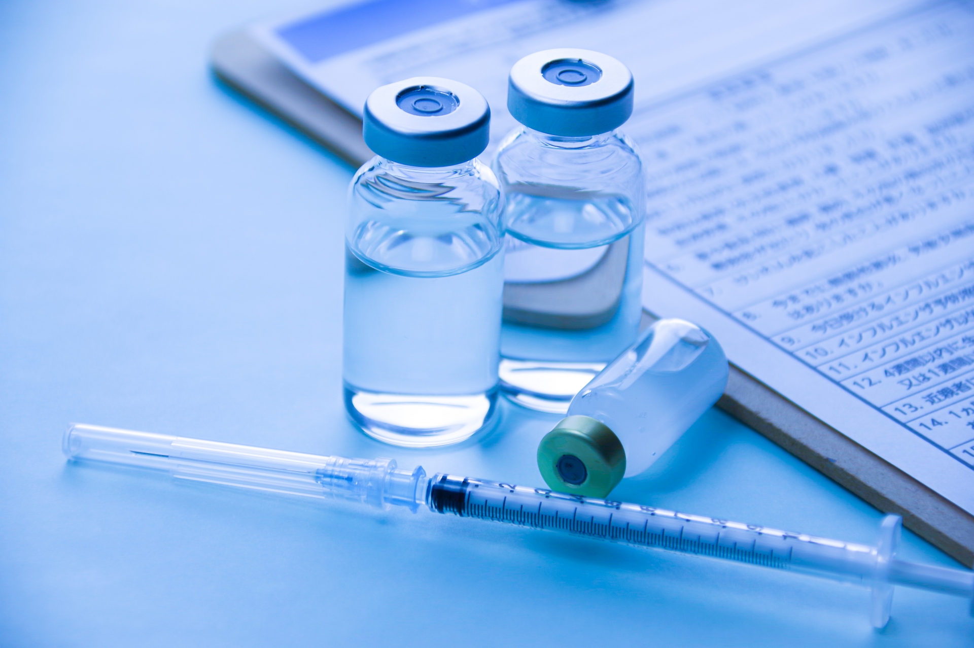 年代別に見る！子ども・高齢者・大人のインフルエンザワクチン事情